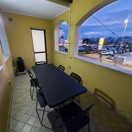 דירה Domus Dejanas *